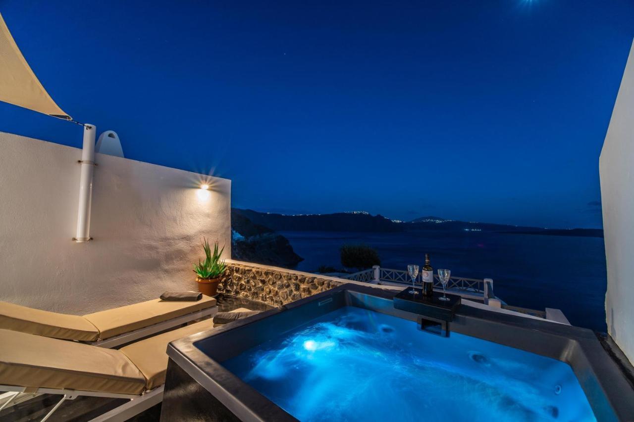 Solstice Luxury Suites Oía Eksteriør billede