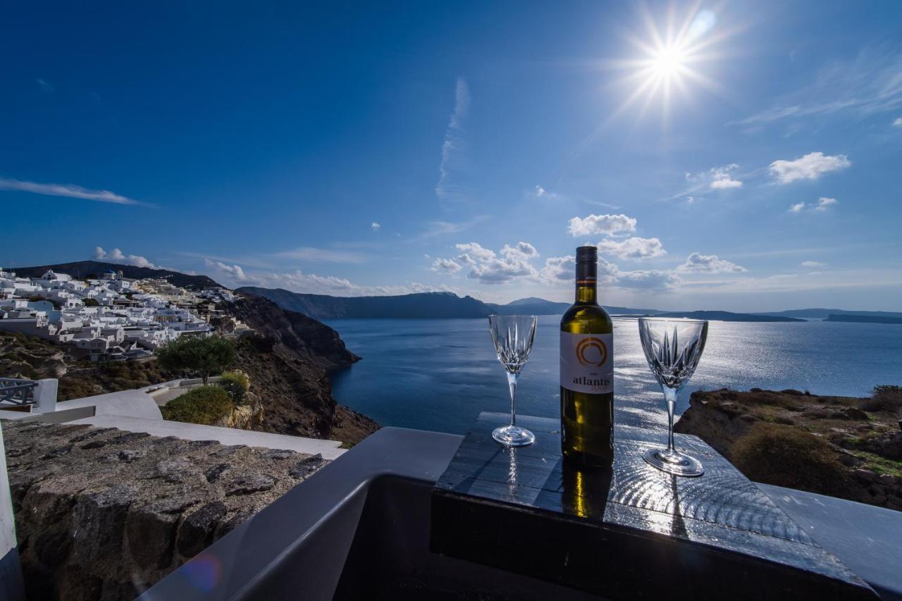 Solstice Luxury Suites Oía Eksteriør billede