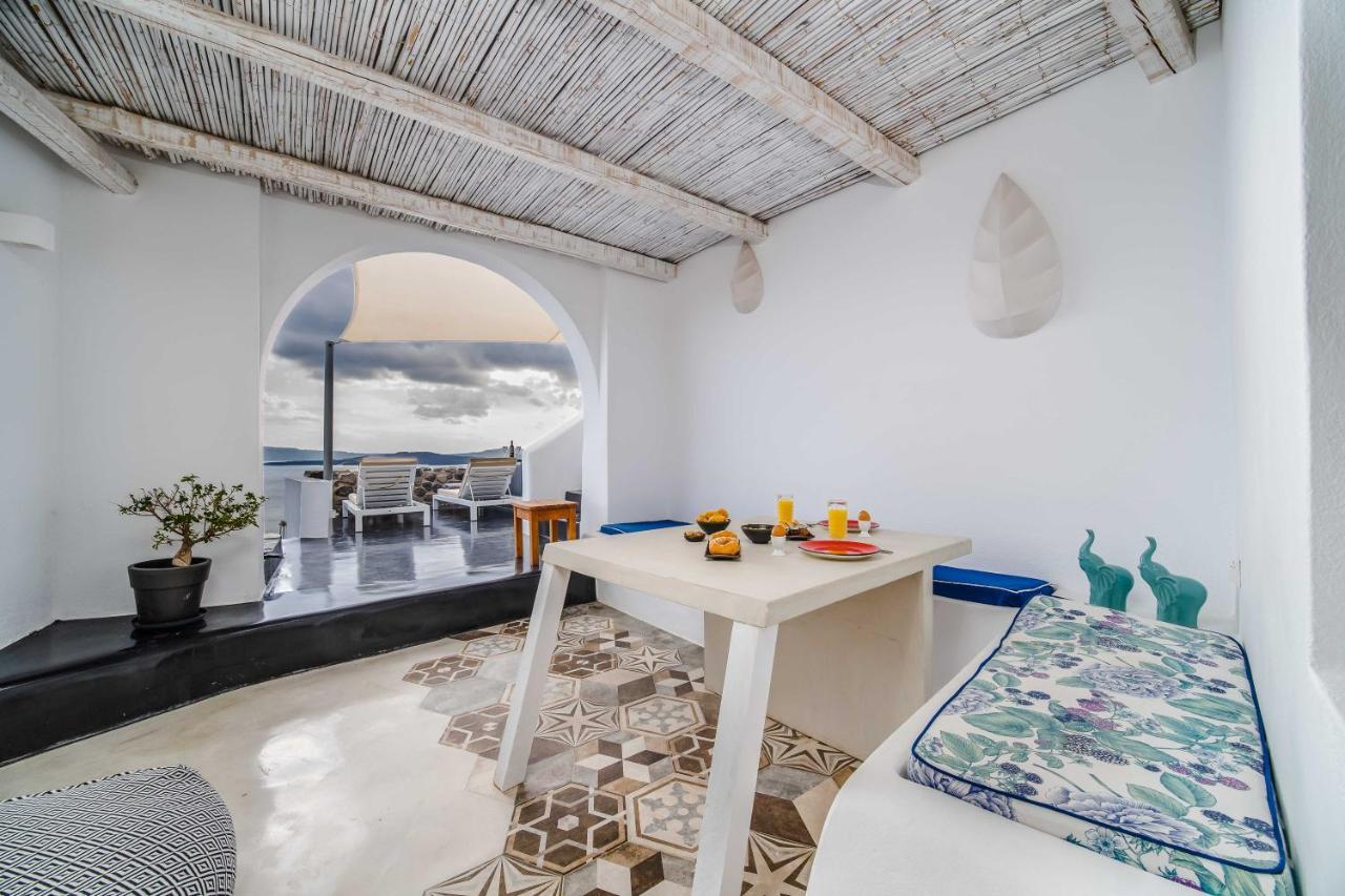 Solstice Luxury Suites Oía Eksteriør billede
