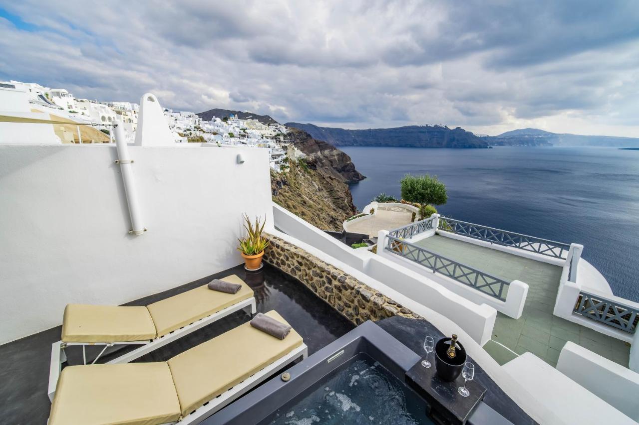 Solstice Luxury Suites Oía Eksteriør billede