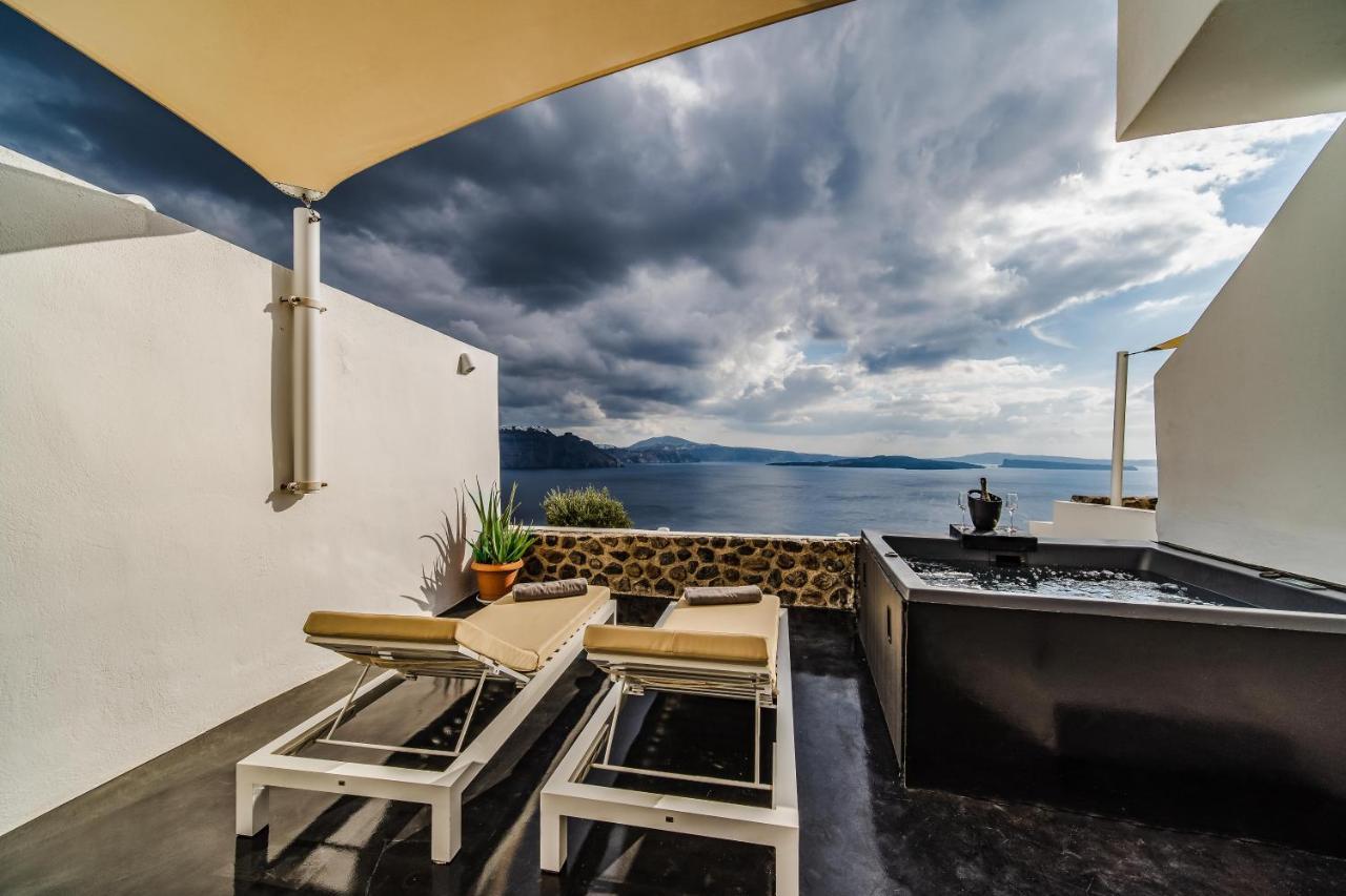 Solstice Luxury Suites Oía Eksteriør billede